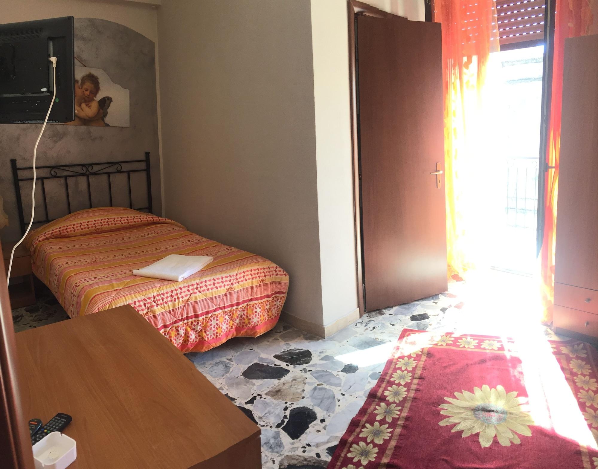 Populus Bed & Breakfast Syracuse Bagian luar foto