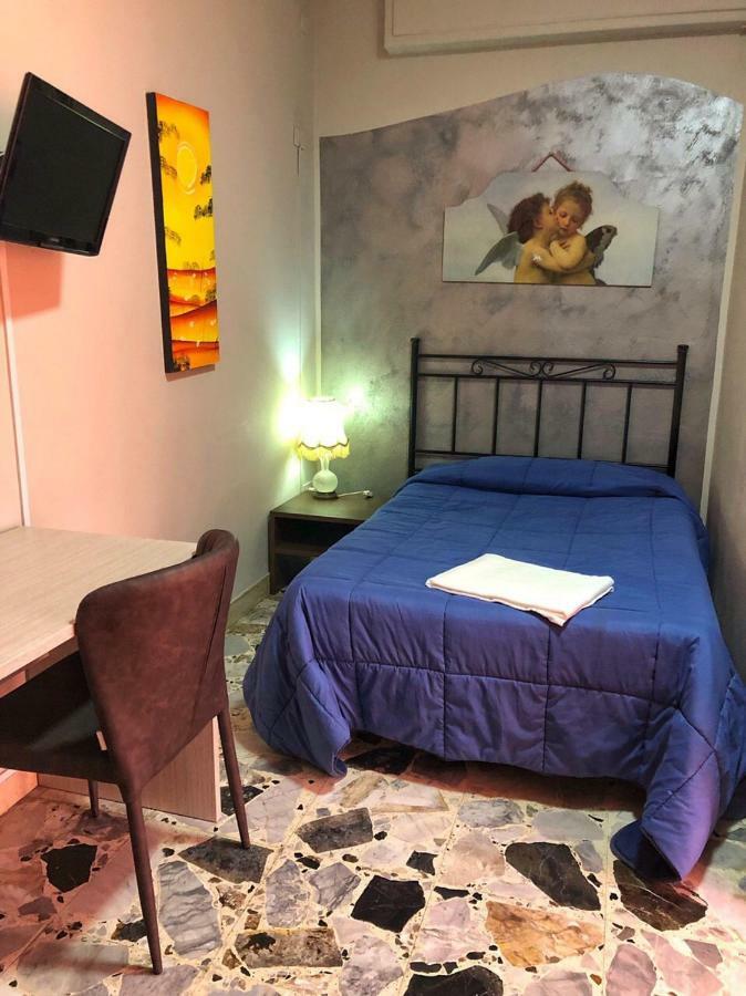 Populus Bed & Breakfast Syracuse Bagian luar foto