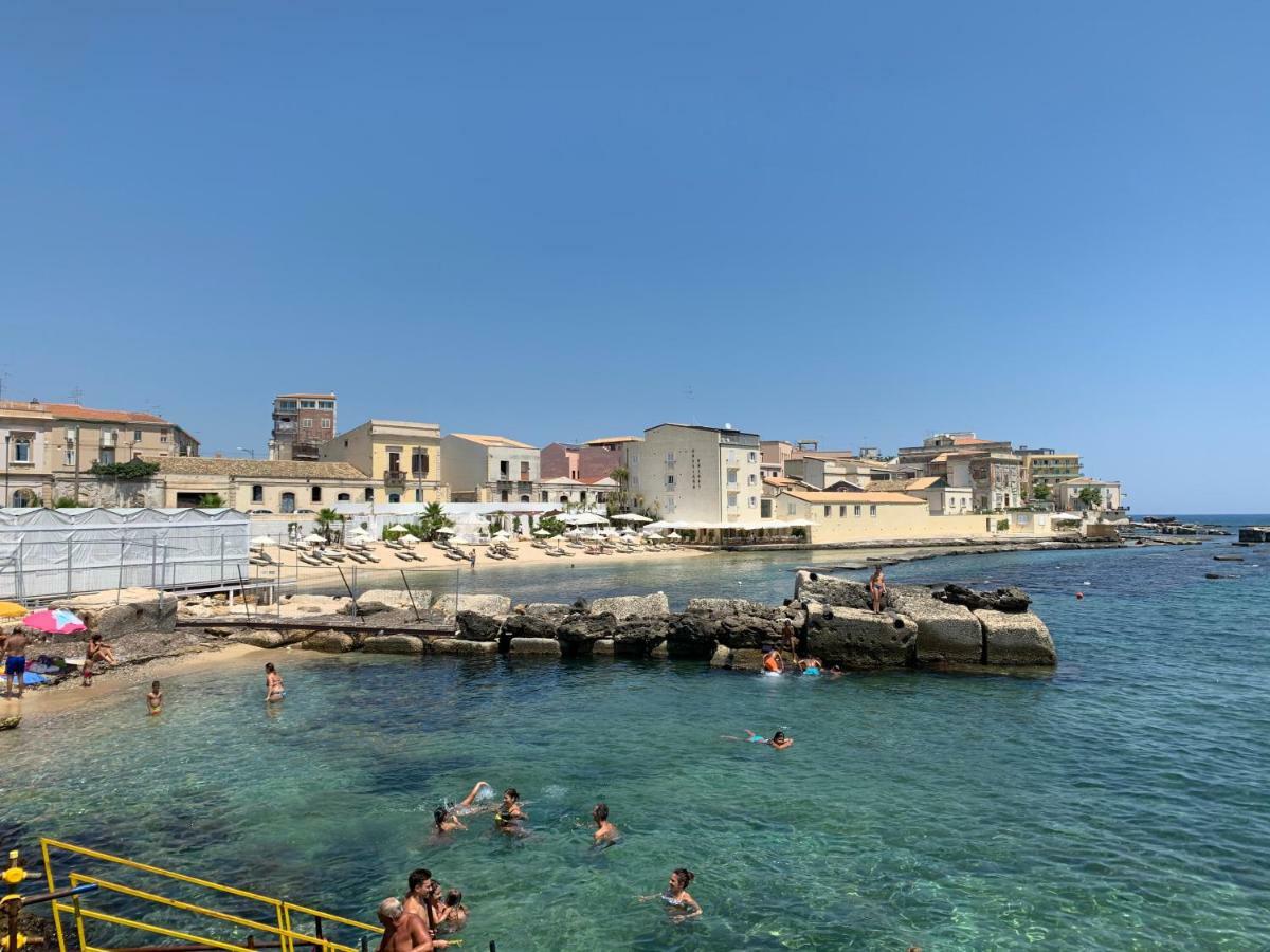 Populus Bed & Breakfast Syracuse Bagian luar foto